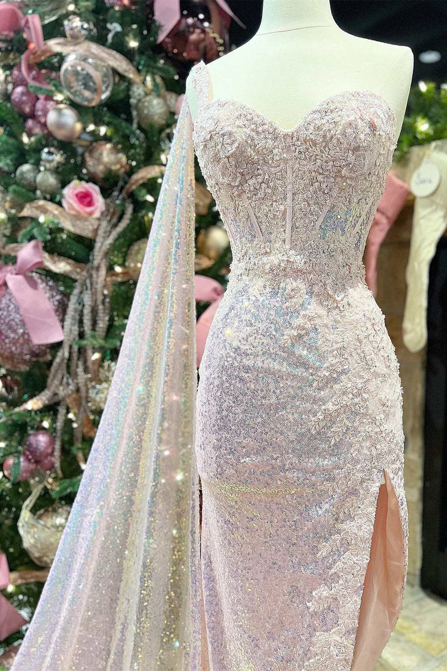Vestido de fiesta de escote corazón, alto-bajo, con encaje de lentejuelas